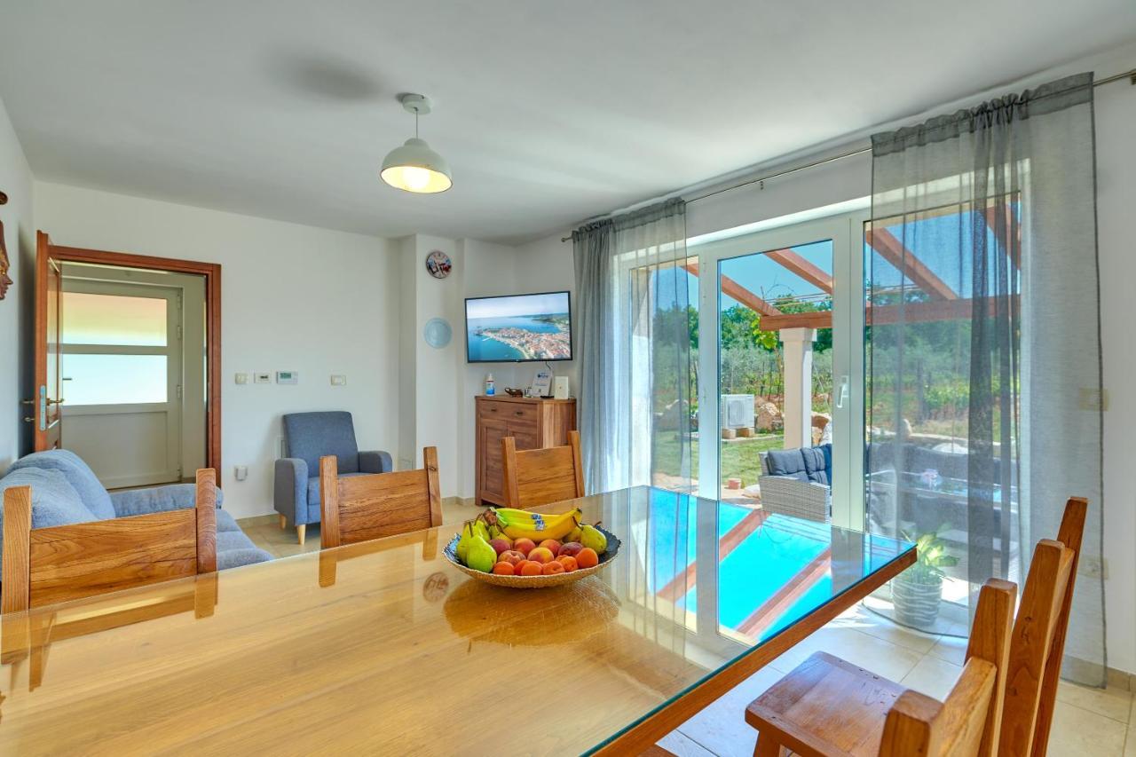 Relax House Surrounded By Olives And Vineyard * Stifanići