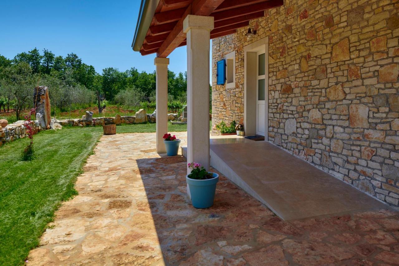 Villa Relax House Surrounded By Olives And Vineyard *